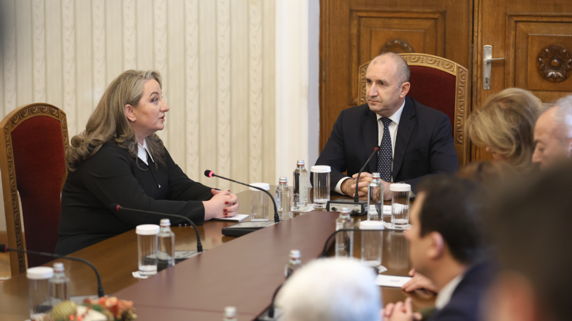 Ο ΠτΔ ξεκίνησε τις διαβουλεύσεις με τα κ...