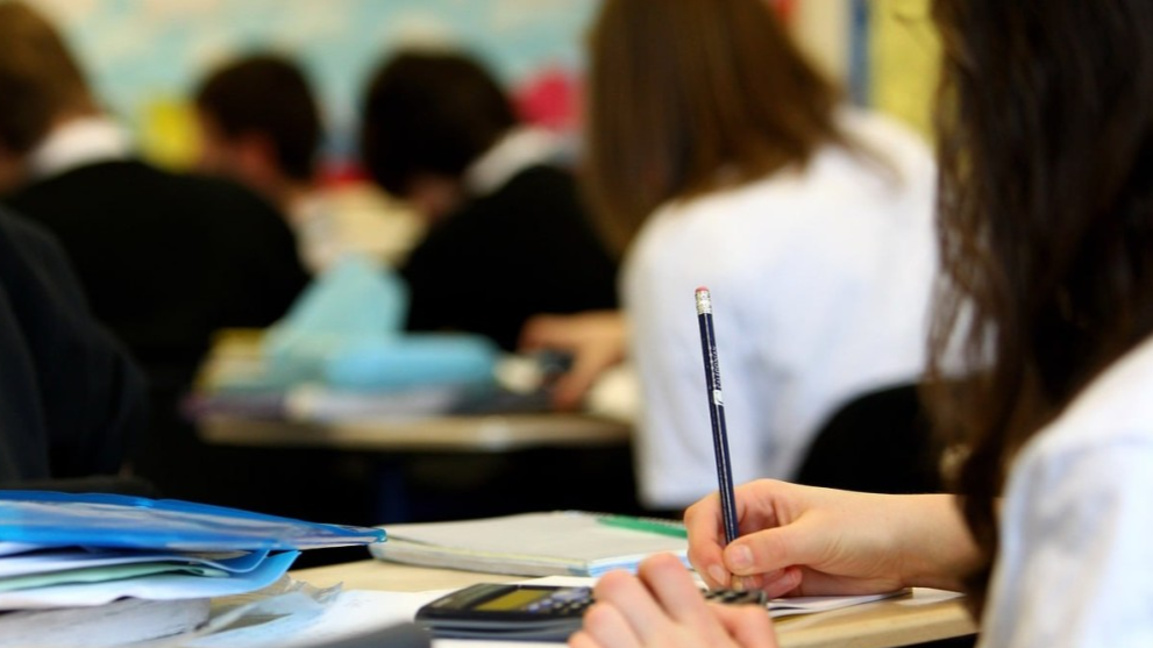 ученици изпит