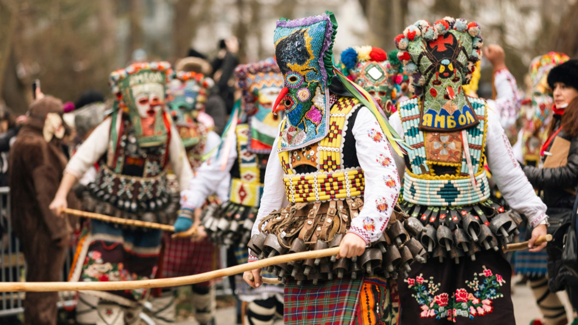 На „Кукерландији 2026“ у Јамболу учеству...