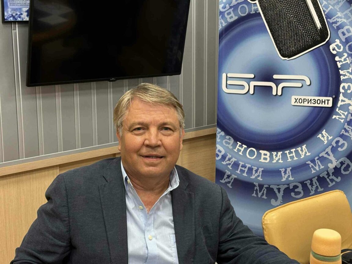 Асен Асенов, преподавател в Американския университет във Вашингтон.