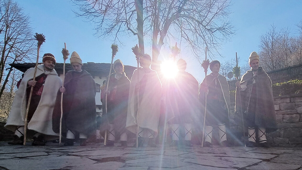 La magie de Noël, un instant de recueillement avant l’arrivée du vieil homme débonnaire à la barbe blanche…