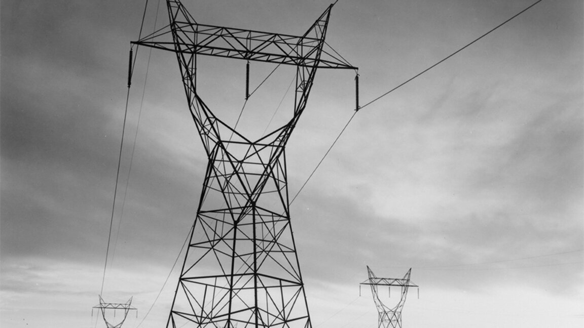 Атанас Георгиев: Eнергетиката и крайните цени ще стават все по-чувствителна тема