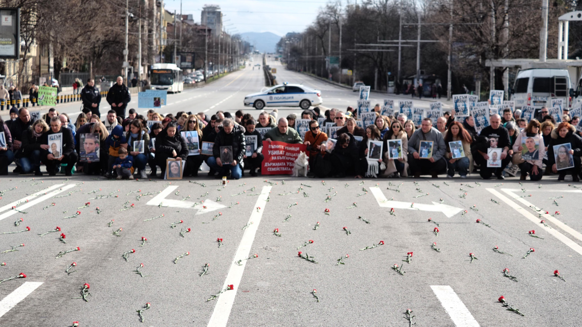 Протестът на "Ангели на пътя" блокира Орлов мост