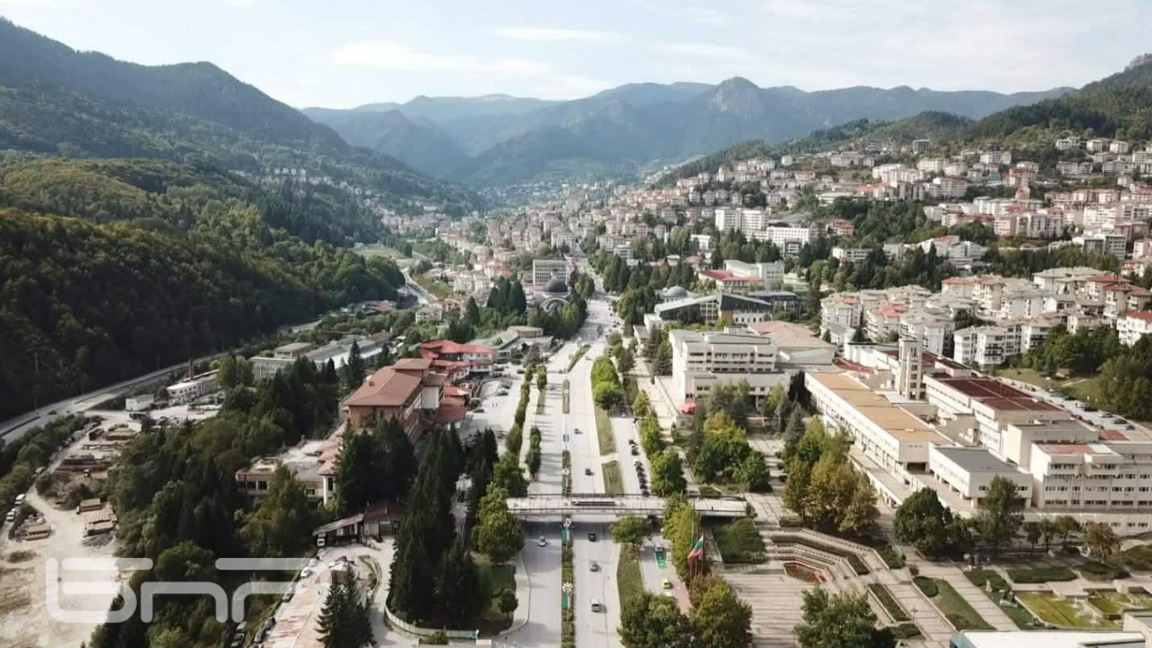 България пред нови избори: Какво имат да...