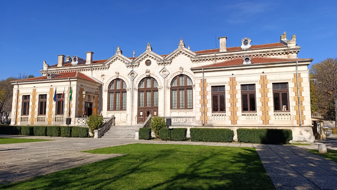 До 15 април приемат заявки за конкурса...