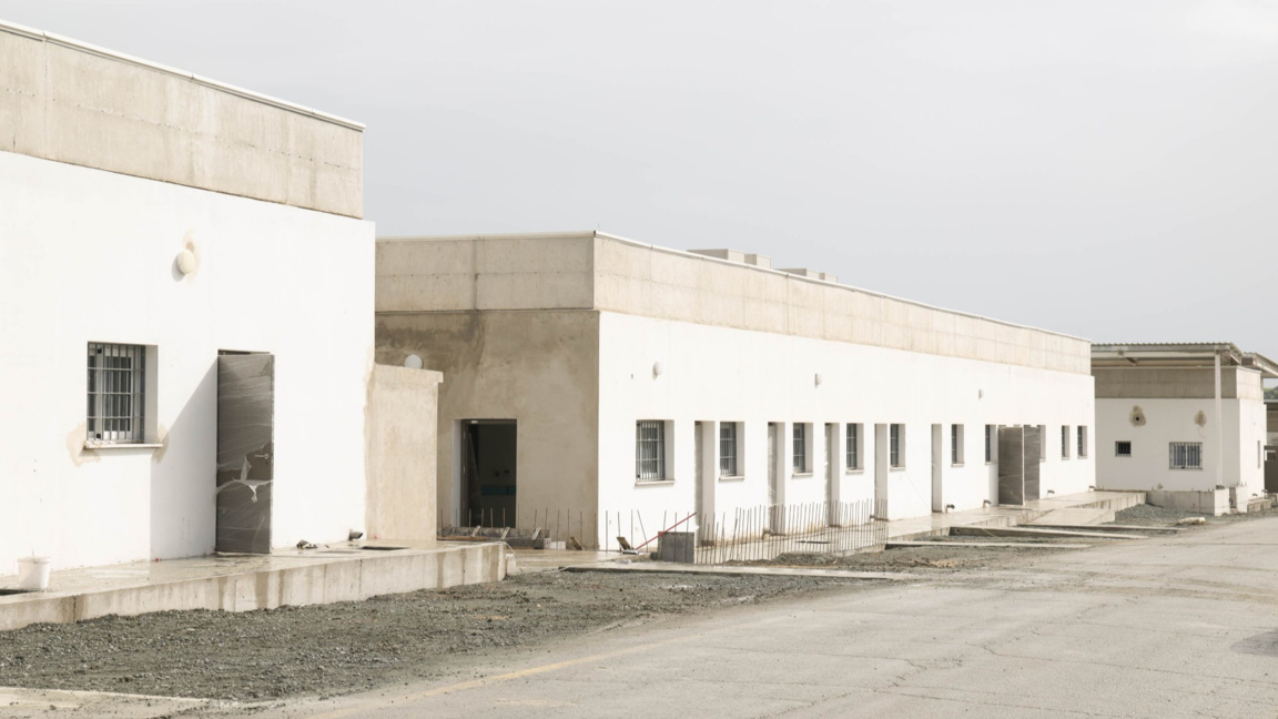 Приключи първият етап от строежа на новия мигрантски център в Кипър