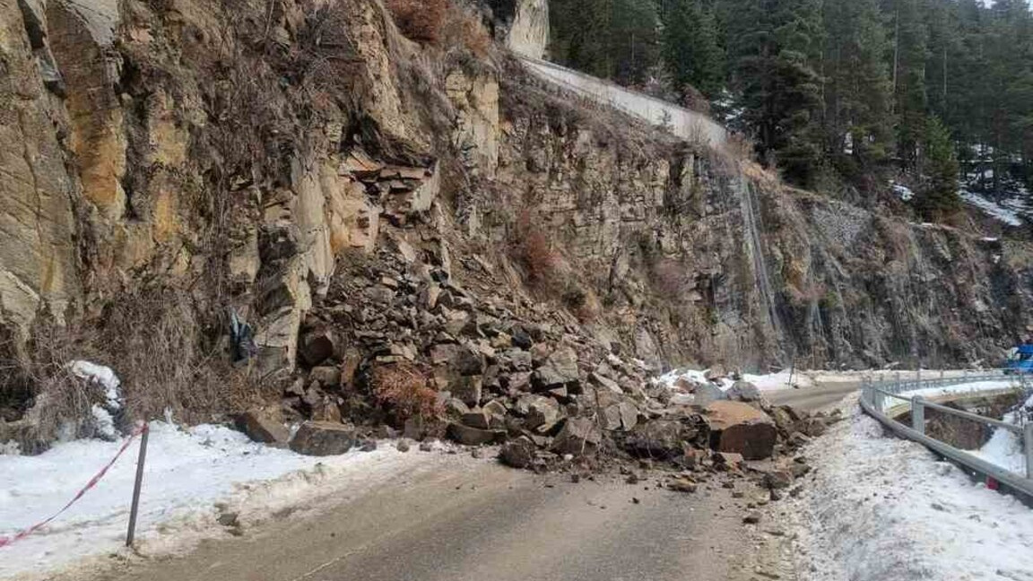Пътят Варвара - Велинград е отворен за д...
