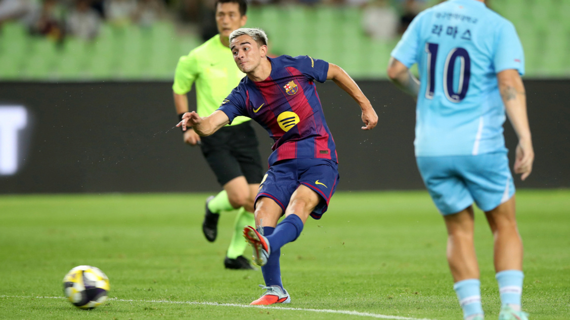 Гави се завръща в игра за Барселона...