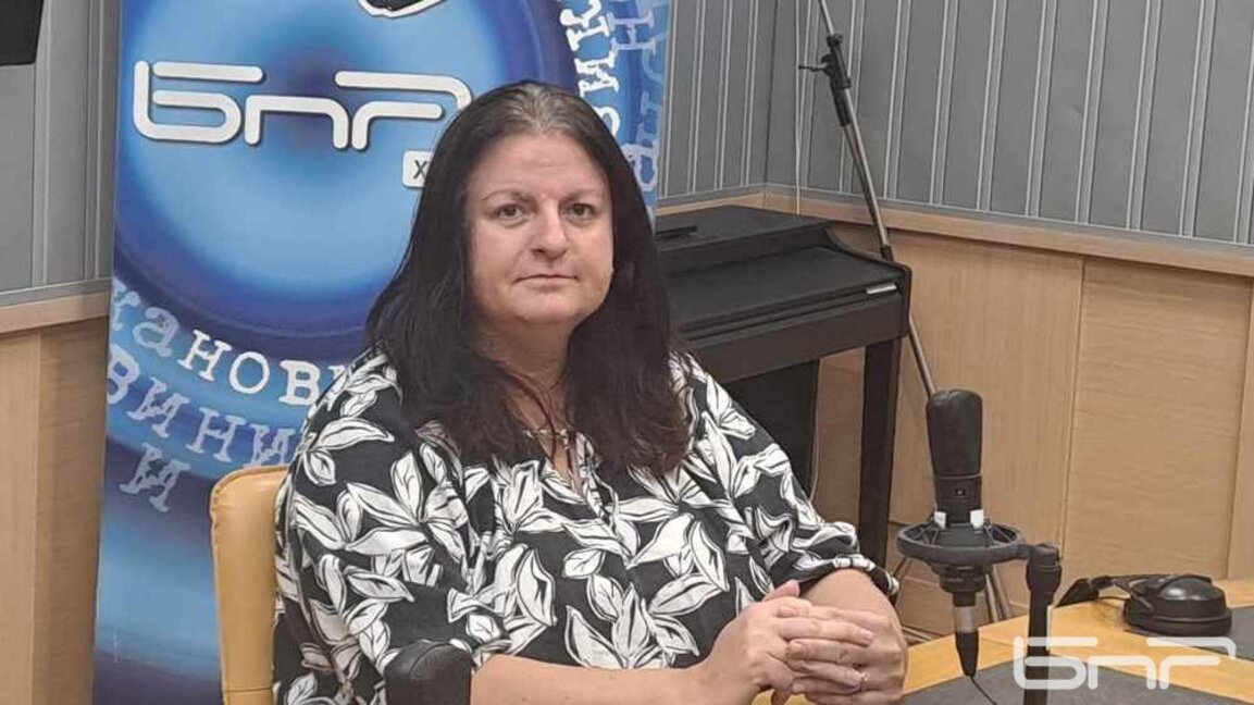 Жана Попова