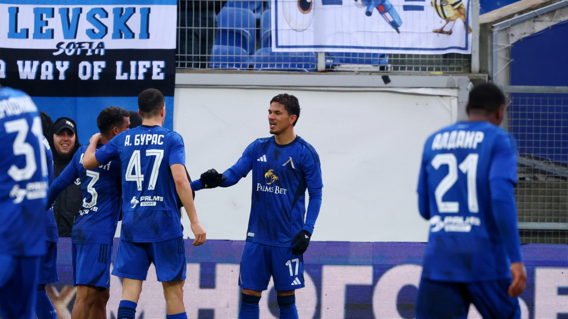 Левски изля гнева си върху Ботев (Пд)...