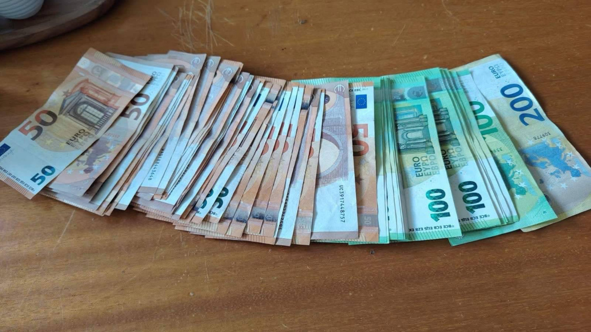 Четирима са задържани в акцията срещу ку...