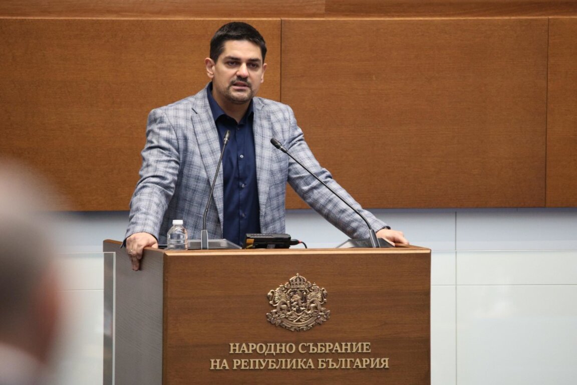 Радостин Василев