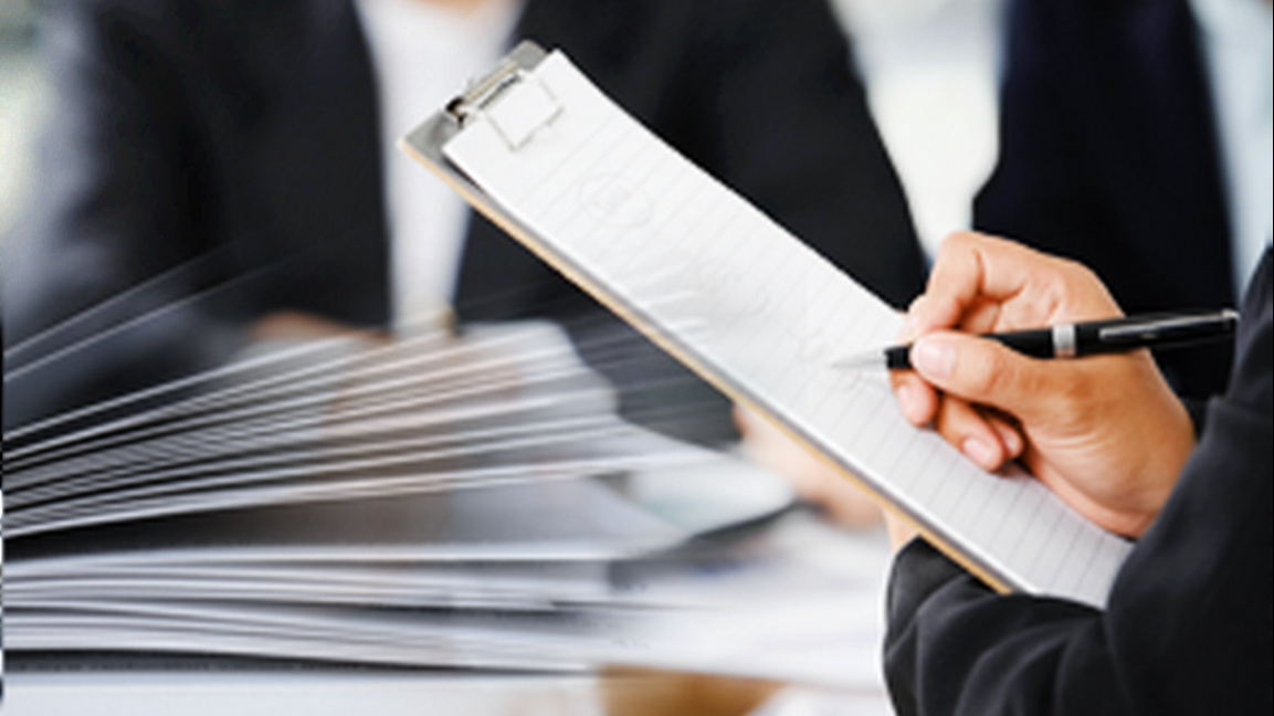 България се изкачва в реномирана икономи...