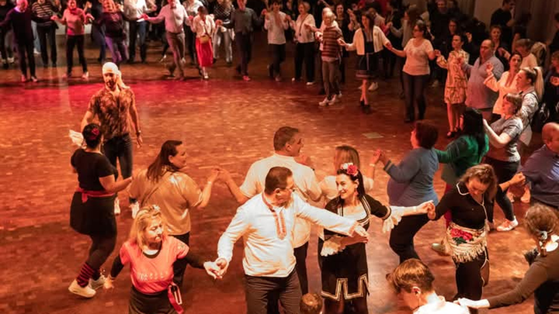 Großes bulgarisches Reigen am Antonstag ...