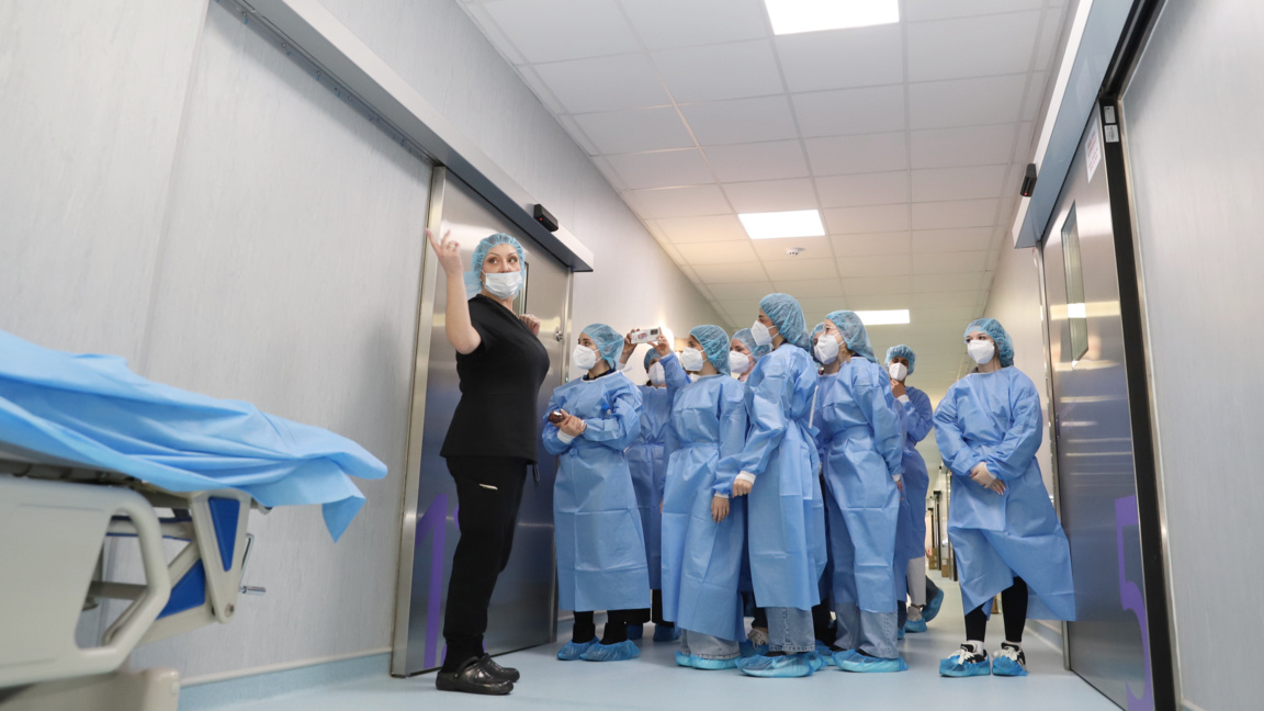 30 учат безплатно за военни медици - ВМА