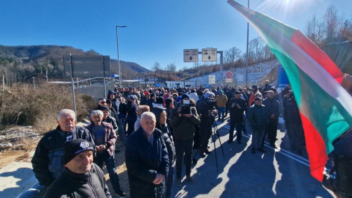 Η Σόφια ευχαριστεί την ελληνική κυβέρνησ...
