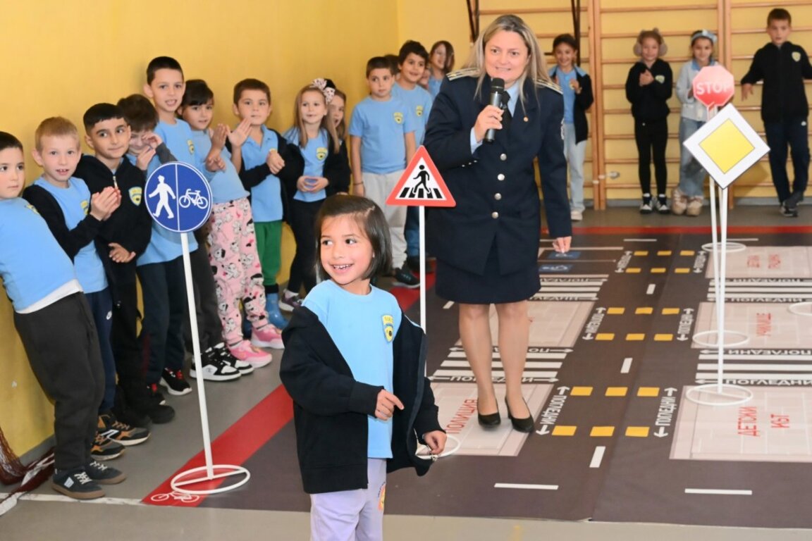 Само за месец над 10 хил. деца от цялата...