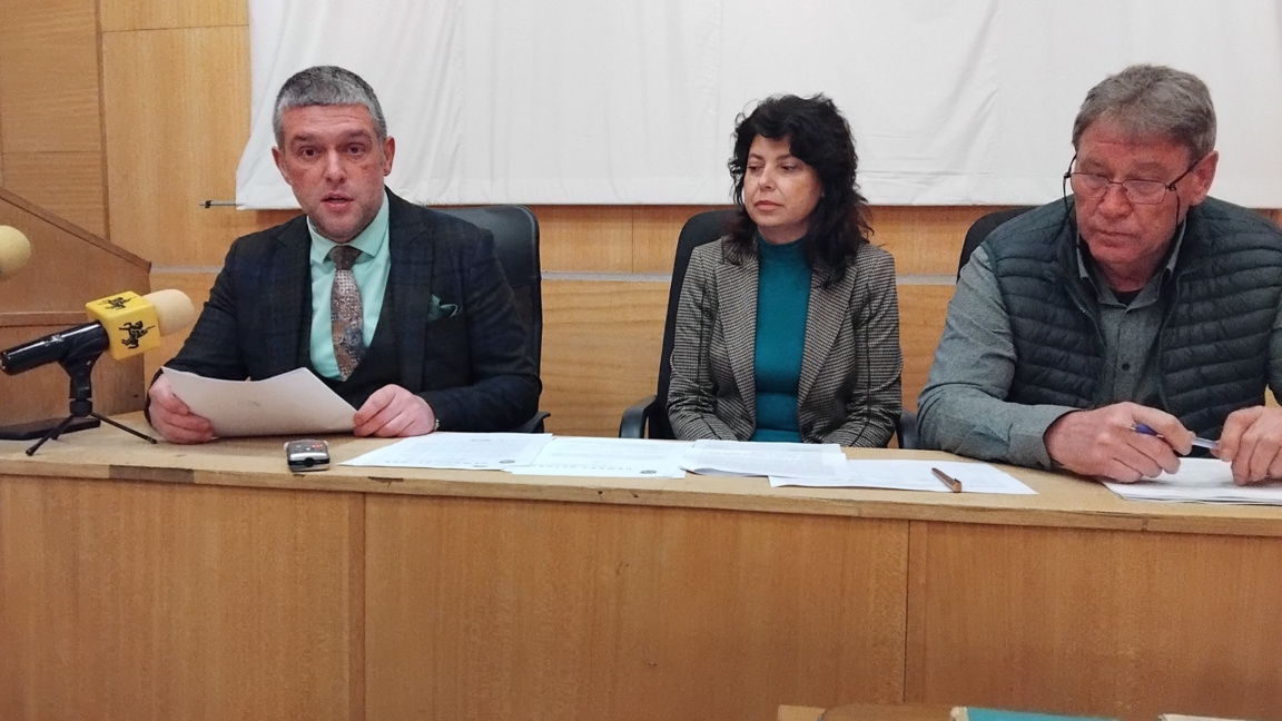 Повишават данъка върху недвижимите имоти в Перник от 2026 г.