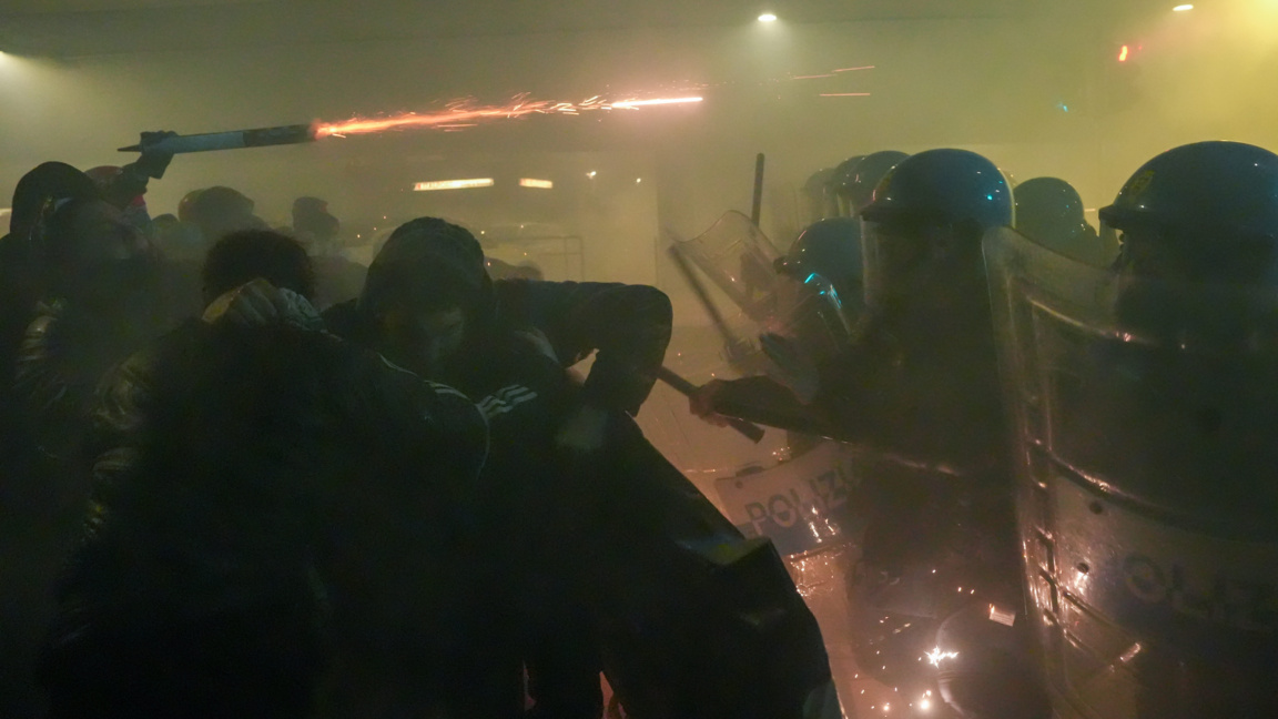 Милано - протест - Олипмийски игри