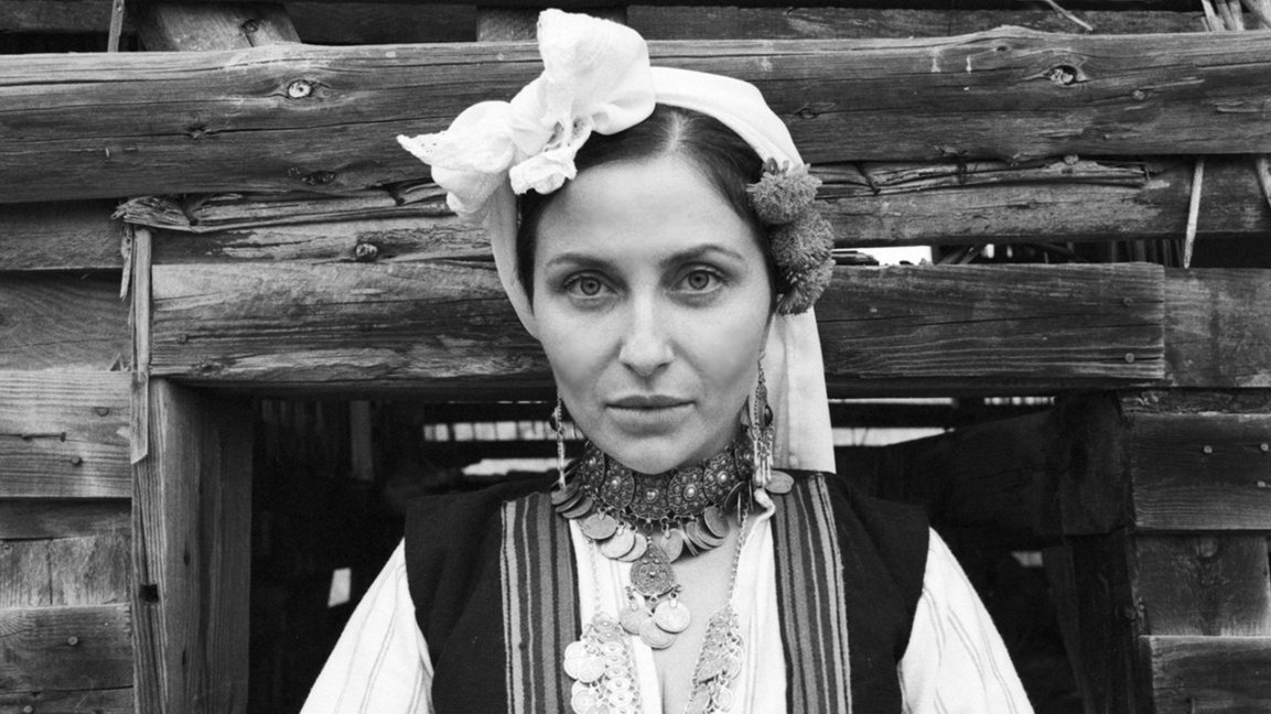 MIA D. kërkon magjinë në folklorin bullg...