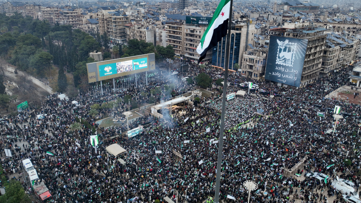 Сирийците отбелязаха първата годишнина от падането от власт на Башар Асад