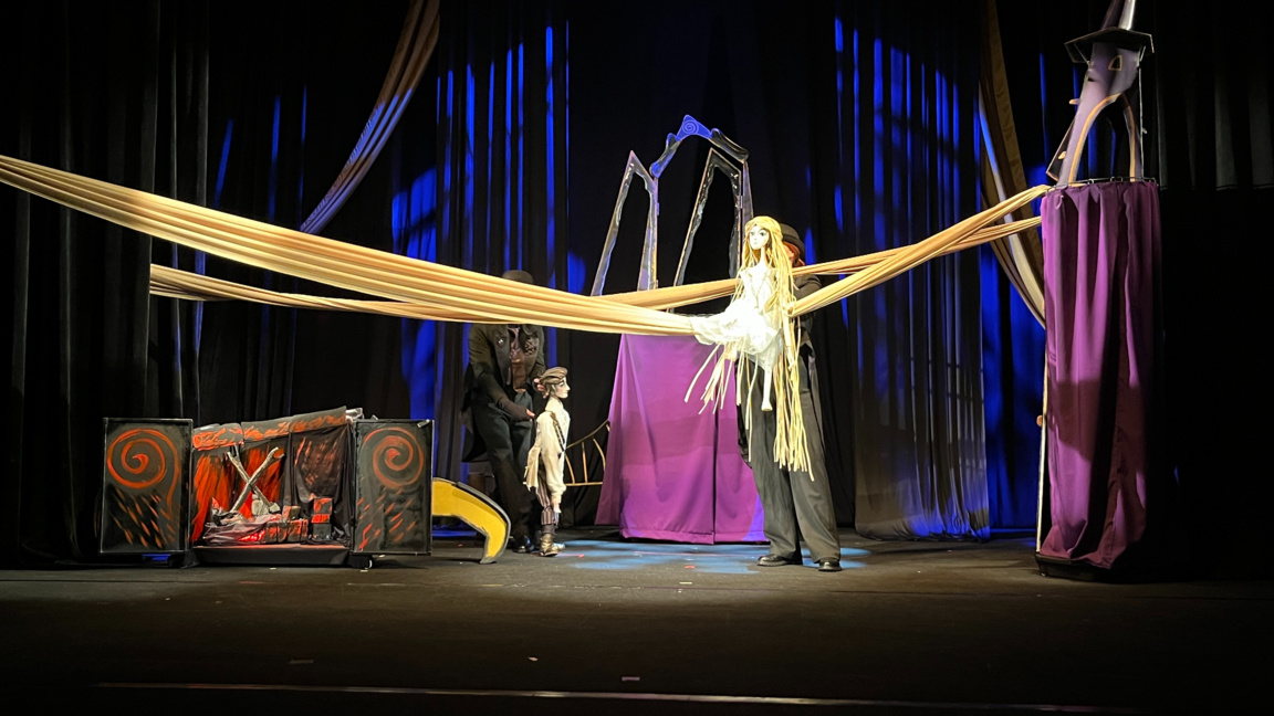 Русенският куклен театър представя "Рапу...