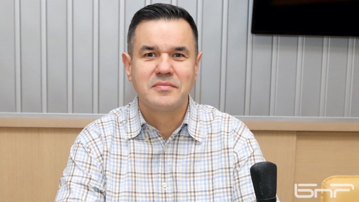 Никола Стоянов