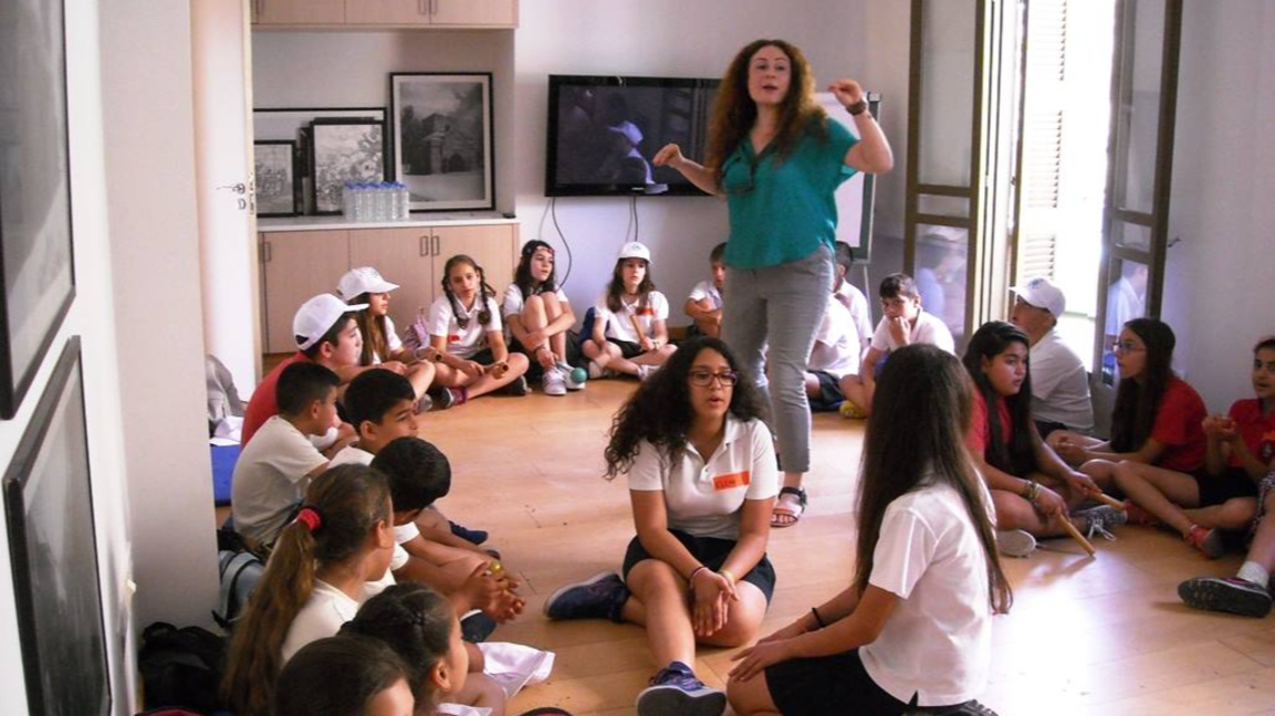 Досега в програмата са участвали над 8200 ученици и около 2600 учители.