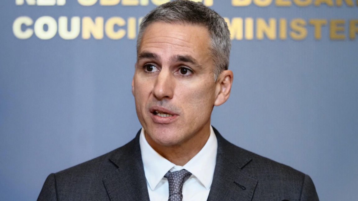 Гјуров: Не постоји директна војна претња...