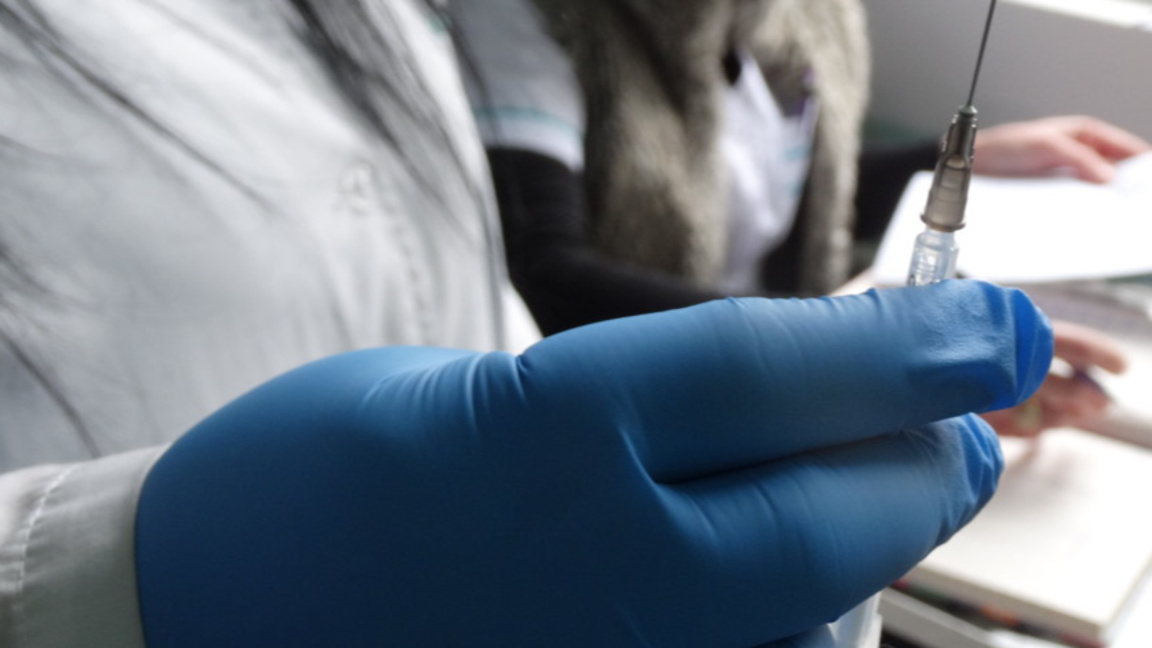 Би Би Си: Заразени с ХИВ деца в Пакистан...