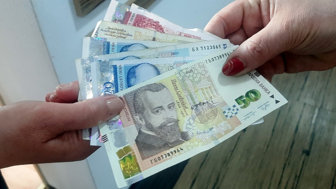 Για 6 μήνες η ΕΤΒ συγκέντρωσε πάνω από 9...