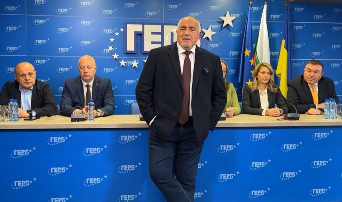 Депутати от ГЕРБ се срещат с актива на партията в Пазарджик