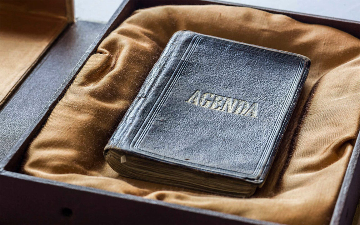 Το σημειωματάριο του Λέβσκι αποκαλύπτει τα πολλά πρόσωπα του Αποστόλου