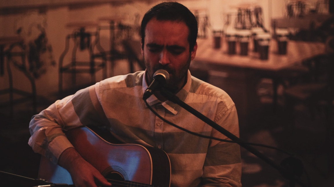 Илко Биров представя новия си сингъл „Hope Song“