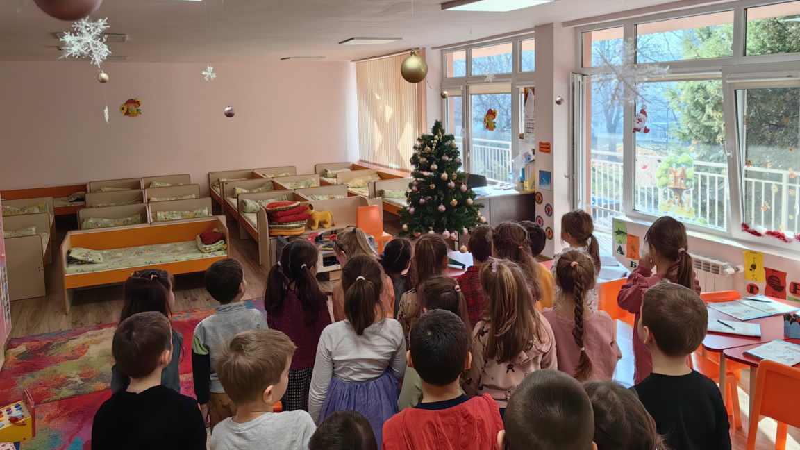 Децата от четвърта група "Гъбка" на 36-та ДГ "Пеперуда"