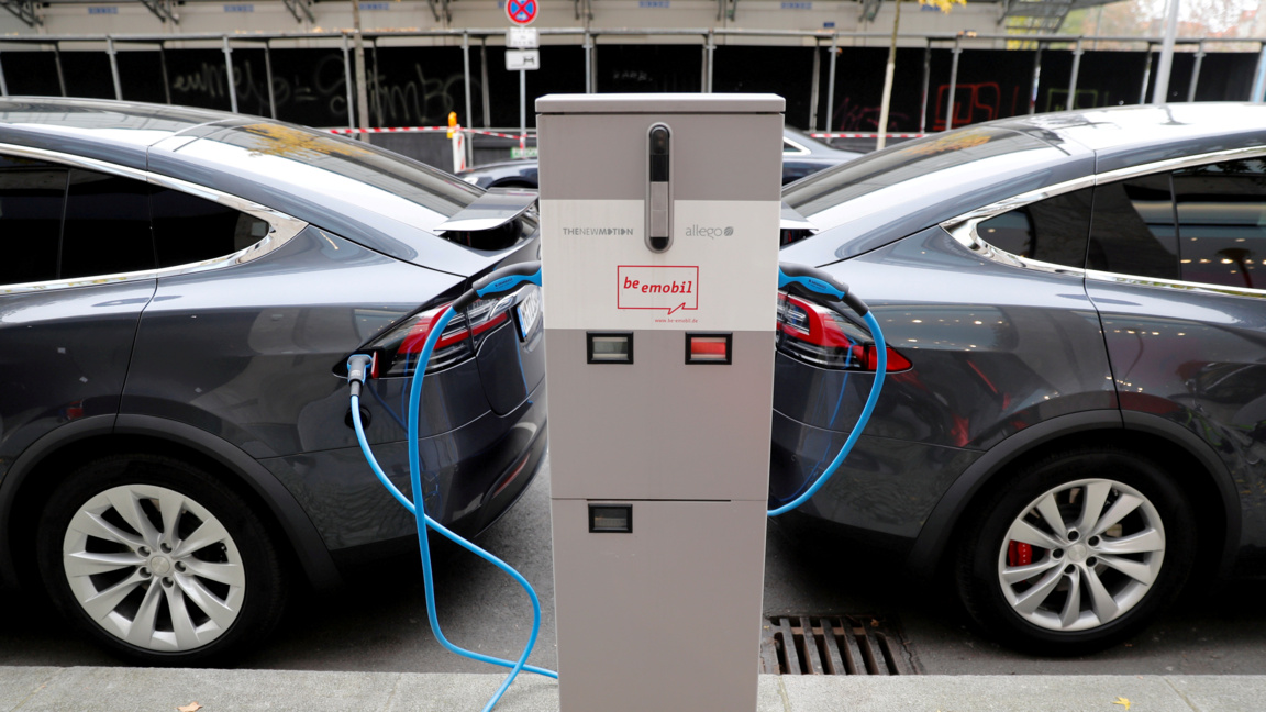 Един на всеки четири електромобила, продавани във Великобритания, е китайски