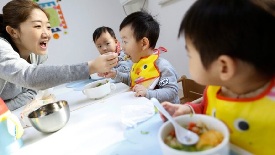 Китай въвежда нови помощи в опит да повиши раждаемостта