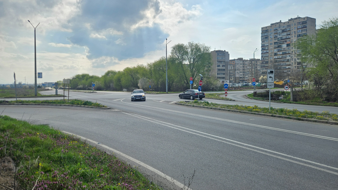 Поставят изкуствени неравности на кръсто...