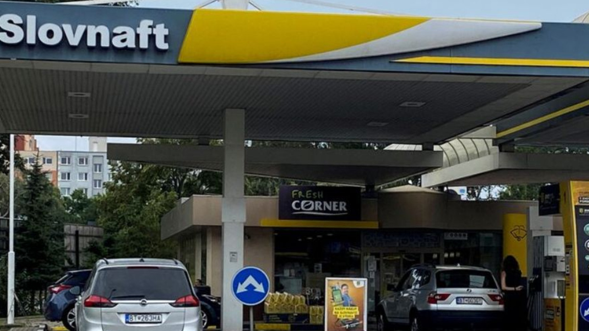 Словакия освободи суров петрол от спешните резерви на фона на конфликт с Киев