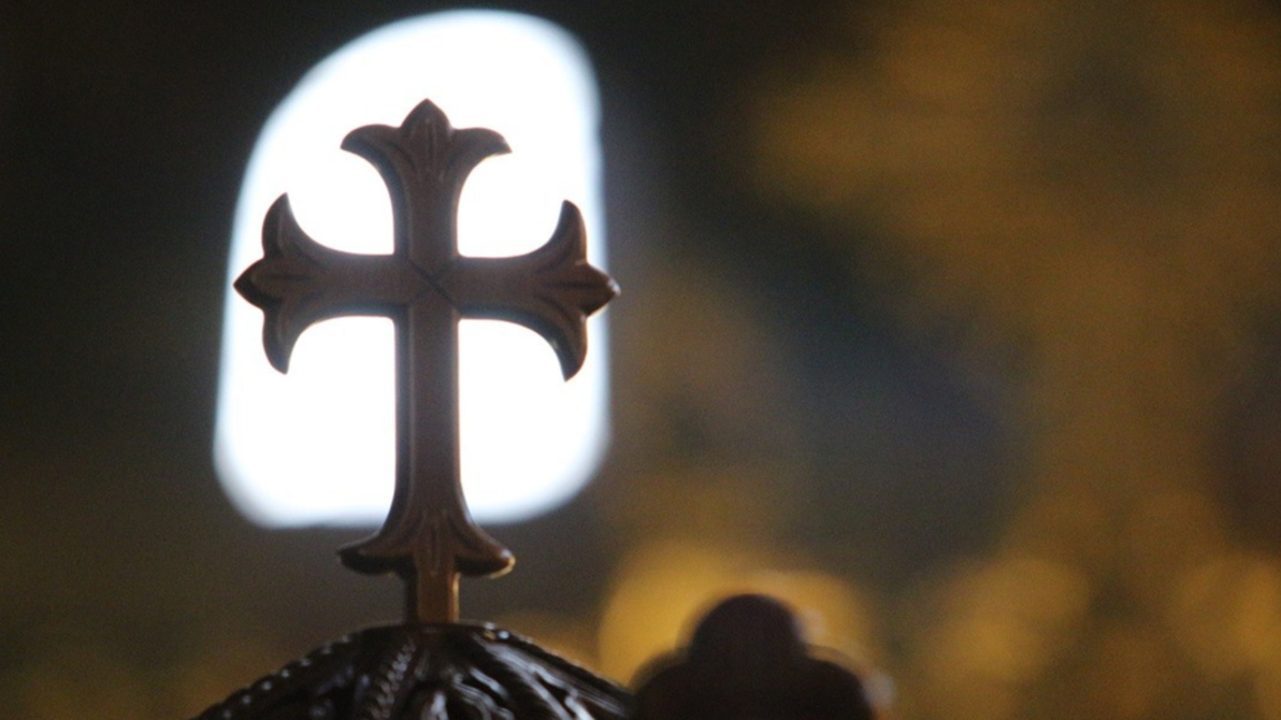 храм, кръст