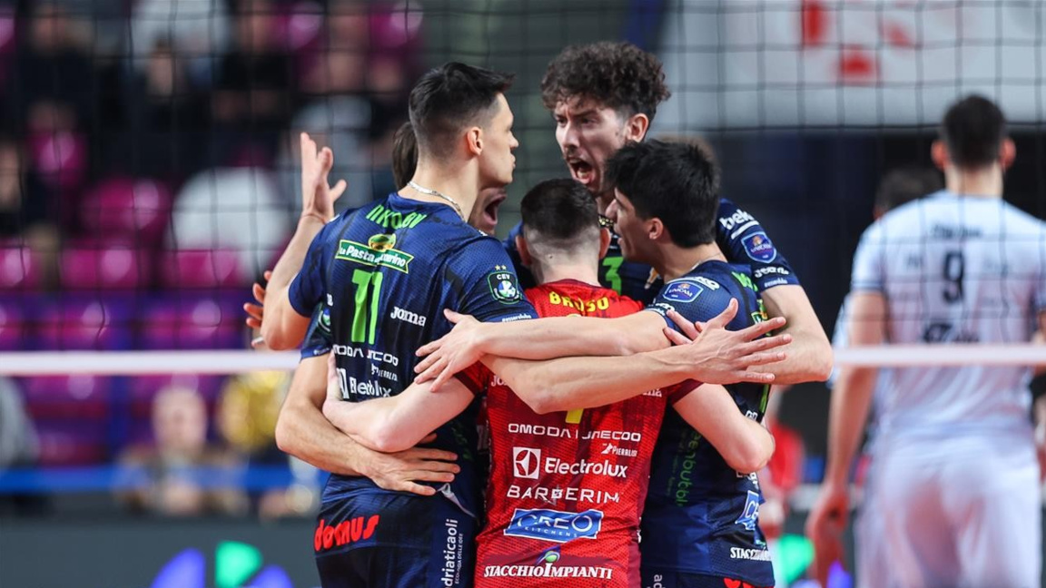 Александър Николов най-резултатен за поб...