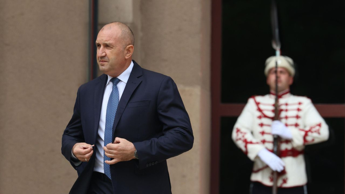 Rumen Radev shpalli se largohet nga posti i presidentit dhe jep dorëheqjen