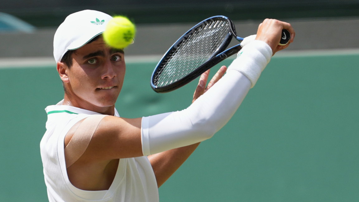 Ο Ιβανόβ τελειώνει την σαιζόν πρώτος στη...