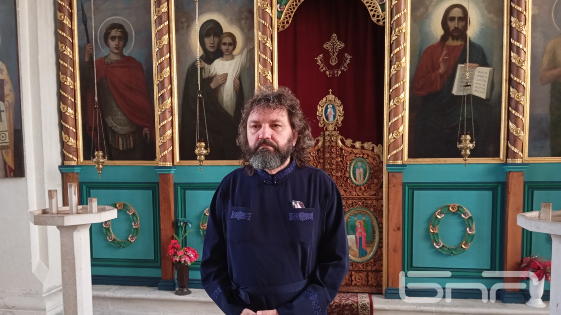 Свещеник Венцислав Радевски