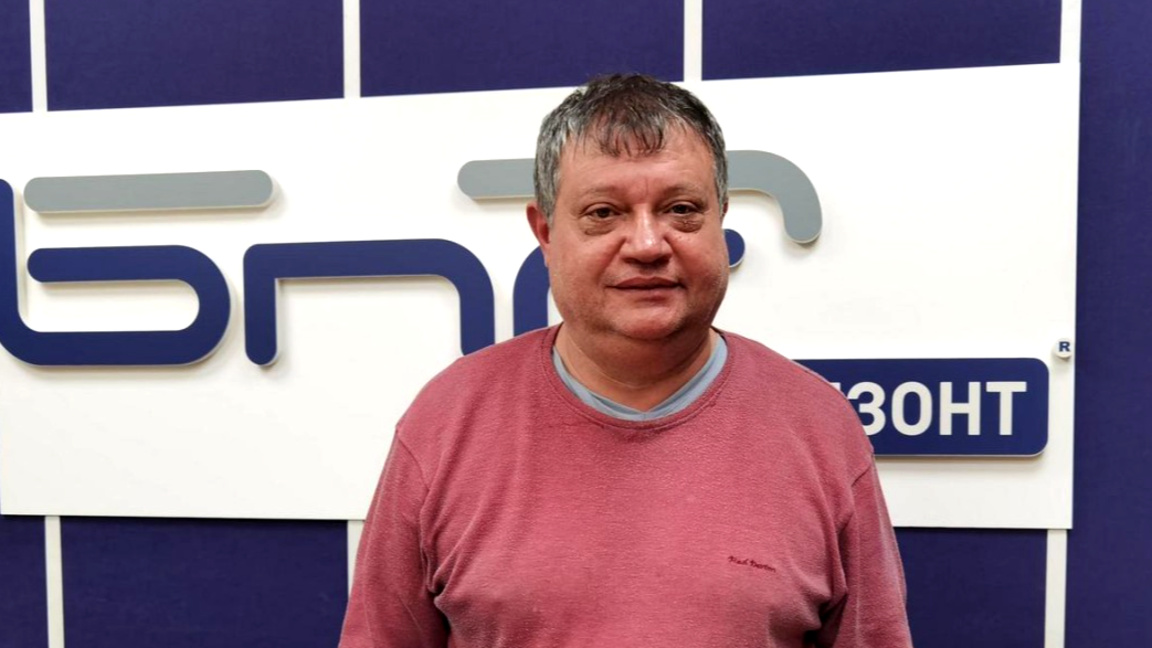 Стефан Дечев