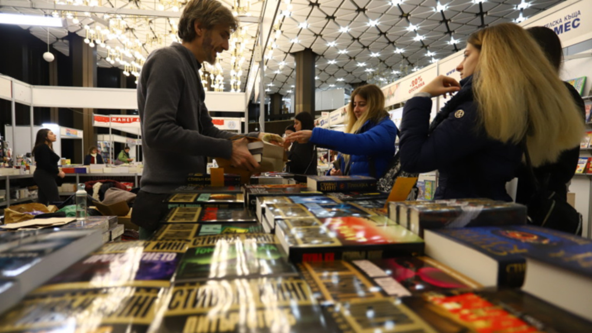 НДК отново е царство на литературата – М...