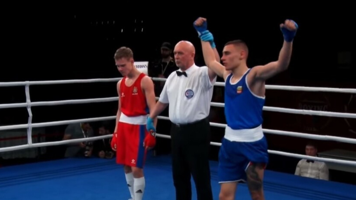 Боксови национали на силен турнир в Баку...