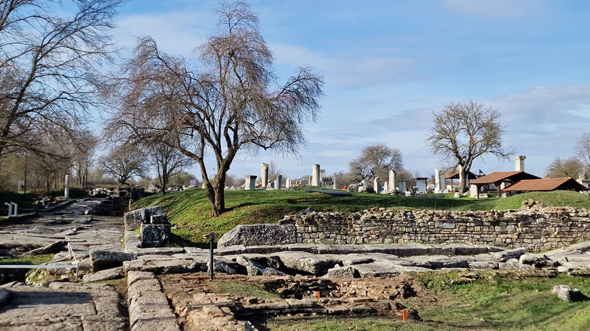 Në Nikopolis ad Istrum u zbulua një “qendër tregtare” antike me 26 dyqane 