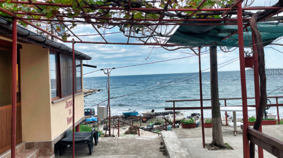 Fari, varkat dhe burimi mineral në fshat...