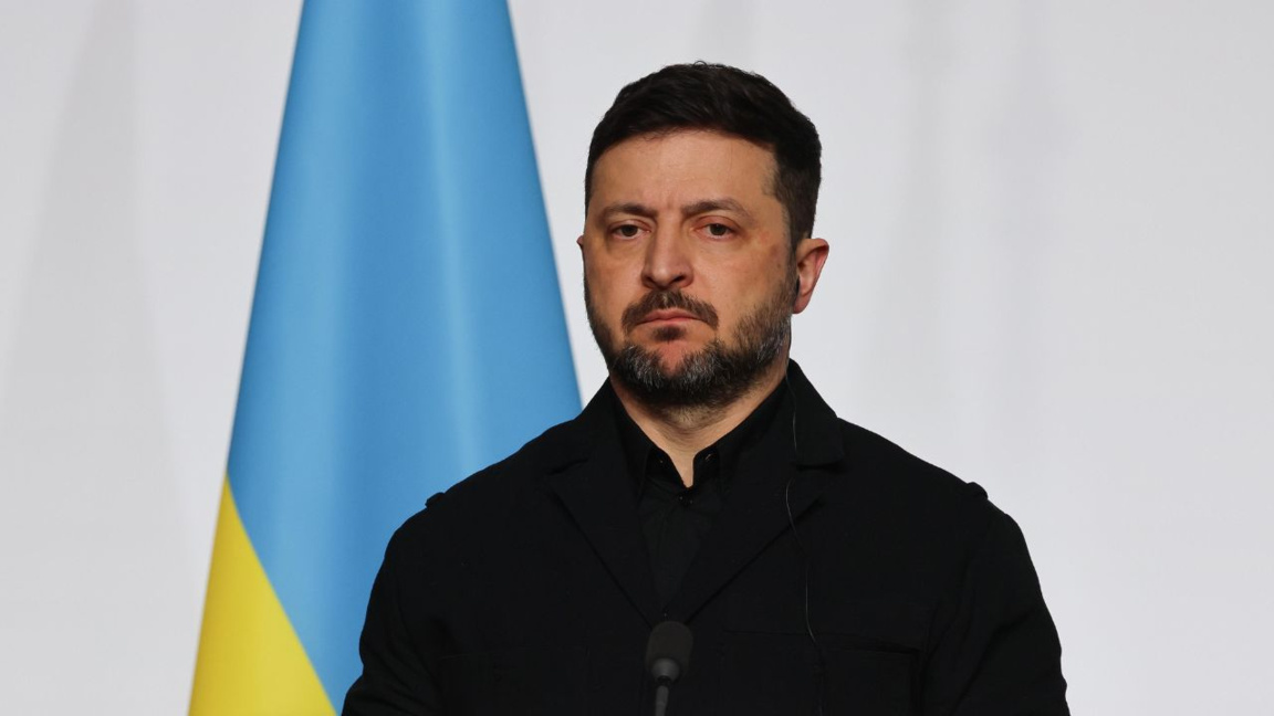 Зеленски заплаши да засили украинските удари с дронове срещу Русия